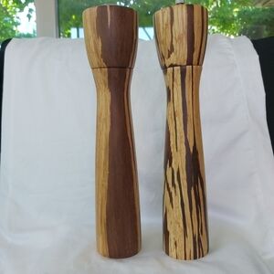 Solid Tiger Wood Salt Shaker & Pepper Grinder MCM 11 3/4" Tall EUC